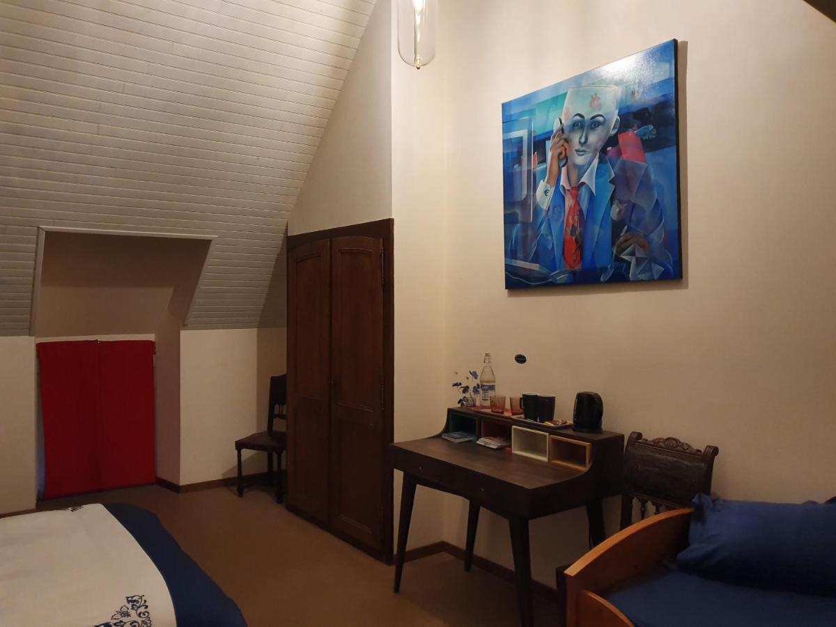 布兰维尔苏米尔Lesroses1680住宿加早餐旅馆 外观 照片
